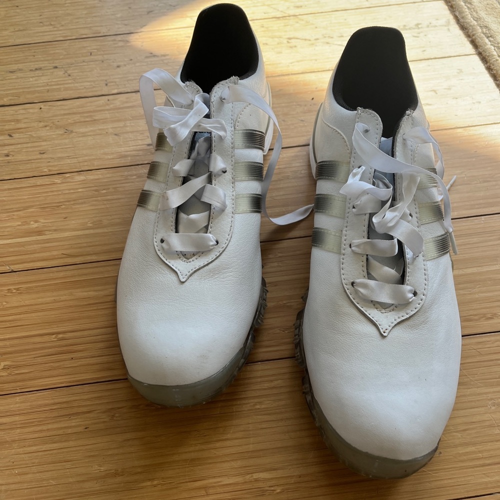 Women’s golf shoes Adidas